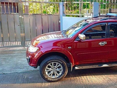 Selling Red Mitsubishi Montero sport 2014 Automatic Diesel