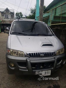 Selling Silver Hyundai Starex 2004 Automatic Diesel at 200000 km