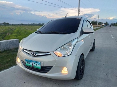 Selling Used Hyundai Eon 2013 in Manila