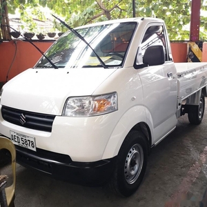 Selling White Suzuki Apv 2018 in Manila