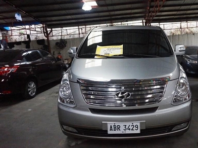 Silver Hyundai Starex 2015 Van Automatic Diesel for sale in Manila