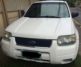 Selling 2nd Hand Ford Escape 2006 in Kawit