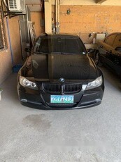 Selling Black Bmw 320I 2008 in Bacoor