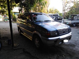 Selling Toyota Revo 2000 Automatic Gasoline in Kawit