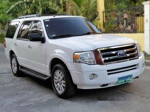 Selling White 2011 Ford Expedition Automatic Gasoline