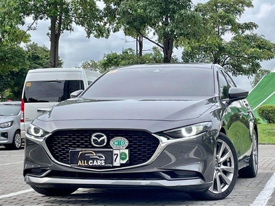 Sell White 2020 Mazda 3 in Makati