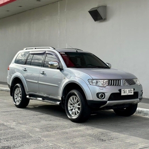 Selling White Mitsubishi Montero sport 2011 in Manila