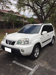 White Nissan X-Trail 2005 for sale in Automatic