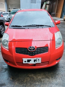 White Toyota Yaris 2009 for sale in Caloocan