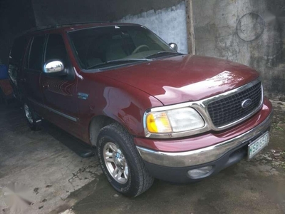 2002 Ford Expedition Gasoline 4 new tires