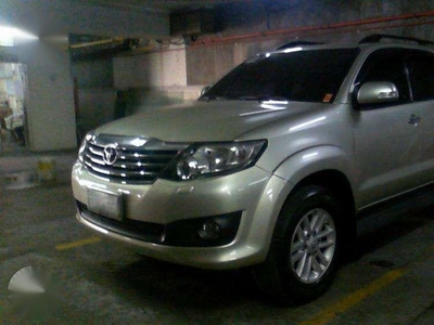 2012 Toyota Fortuner G AT Silver For Sale