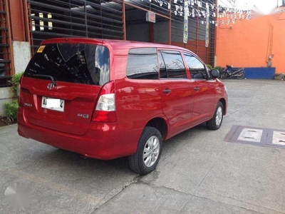 2014 Toyota Innova 2.5E MT Red SUV For Sale