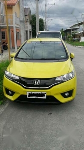 2015 Honda Jazz 1.5VX CVT AT Yellow For Sale
