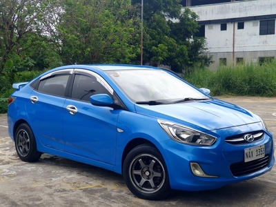 Green Hyundai Accent 2018 for sale in Automatic