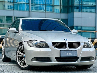 Sell White 2009 Bmw 320D in Makati
