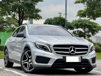 Sell White 2015 Mercedes-Benz 220 in Makati