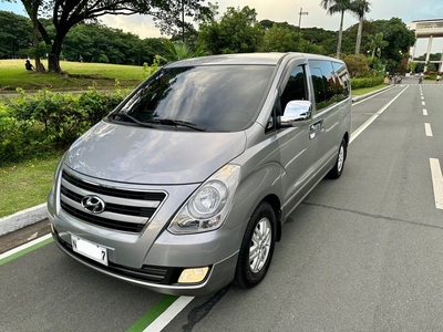 Sell White 2017 Hyundai Starex in Quezon City