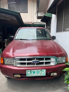 Selling White Ford Ranger 2000 in Taguig
