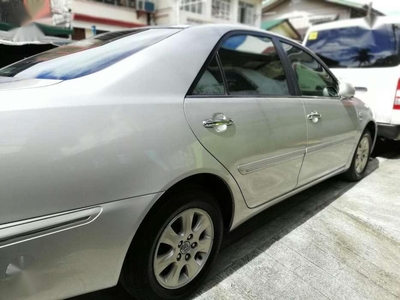 Toyota Camry 2.0 2003 AT Silver For Sale