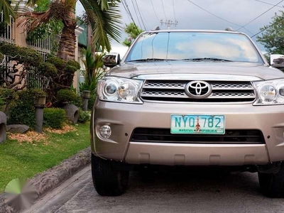 Toyota Fortuner 2010 diesel automatic for sale