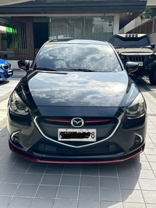 White Mazda 2 2018 for sale in Automatic