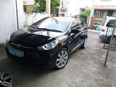 Yellow Hyundai Accent 2012 for sale in Automatic