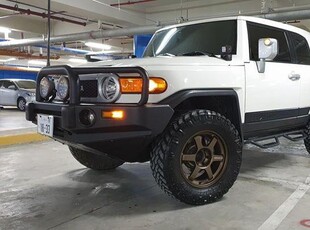 2015 Toyota Fj Cruiser Automatic Gasoline well maintained