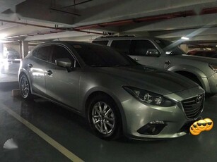2016 Mazda 3 hb sky-active 1.5 At FOR SALE