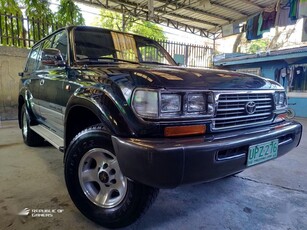 Green Toyota Land Cruiser 1997 for sale in Manual