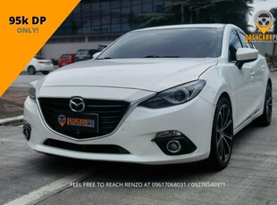 Sell White 2016 Mazda 3 in Manila