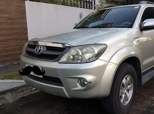 Toyota Fortuner 2006 2.7G Silver SUV For Sale