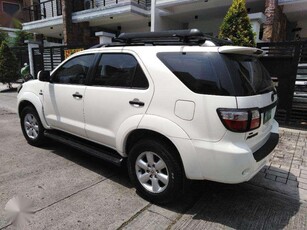 TOYOTA Fortuner 2010 Diesel automatic excellent condition
