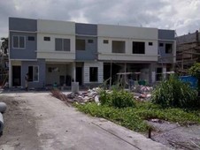 3bedroom townhouse near bf homes sm bf paranaque