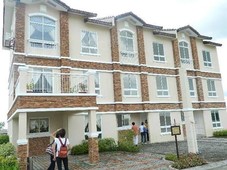 4BR Three-Storey Townhouse For Sale in Molino, Bacoor Cavite
