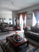 A Fully Furnished 3 Bedrooms Penthouse Condo unit at Amisa