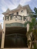 OVERLOOKING HOUSE WITH POOL IN ROYALE ESTATE-CEBU