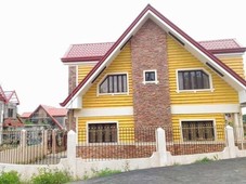 Selling House and Lot in Baguio City