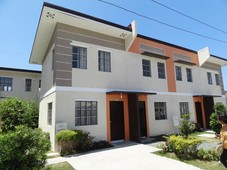 Town house for sale in Gentri Cavite
