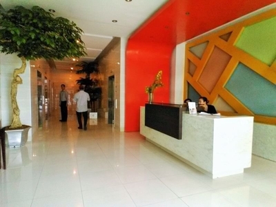 120 sqm commercial office for rent ? T. Morato, Quezon City