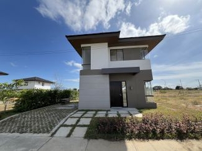 3 Bedroom House and Lot for Sale at Aldea Grove Estates in Angeles, Pampanga