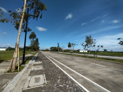598-sqm Residential Lot For Sale in TRAVA Santa Rosa Laguna near Nuvali
