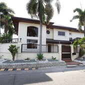 6 bedroom modern house for rent in BF Homes Para?aque City