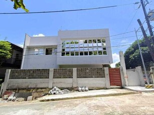 House For Sale In Industrial Valley, Marikina