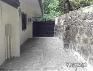 Nice house in San Lorenzo Village 6 bedrooms Makati near Ayala