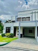 Fully Furnished Modern House and Lot With 4 Bedrooms For Rent Near SM Clark