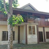 2 Storey grand House and 2 Lots (with Garage)