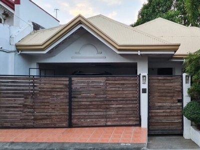 Corner Massive Bungalow House For Sale in BF Homes, Paranaque