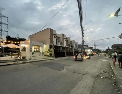 Townhouse For Sale In Bagumbong, Caloocan