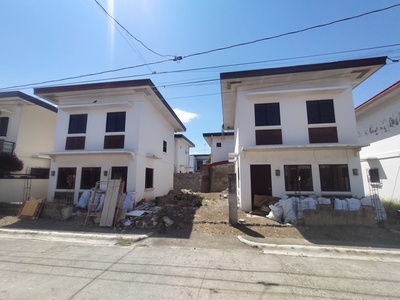 House For Sale In Banlic, Cabuyao