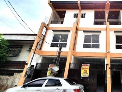 Townhouse For Sale In Santa Cruz, Quezon City